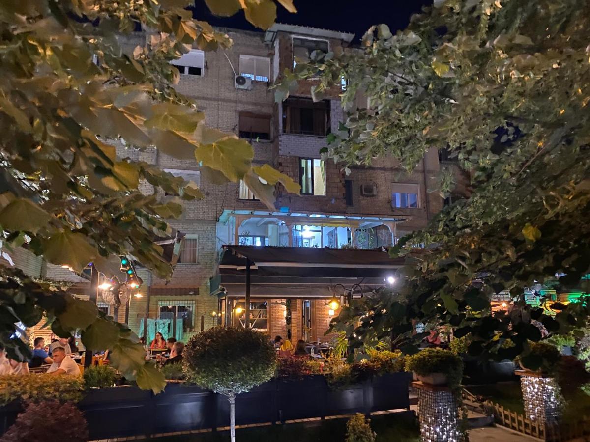 Veranda Apartment ติรานา ภายนอก รูปภาพ